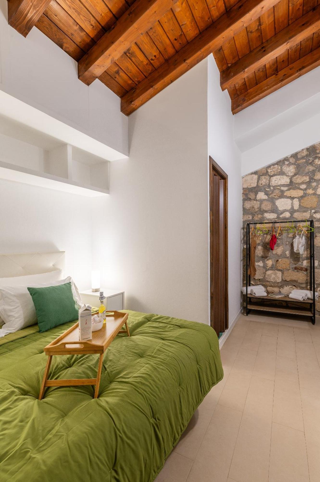 Elsa D'Ortigia - I Tre Archi Hotel Syracuse Exterior photo